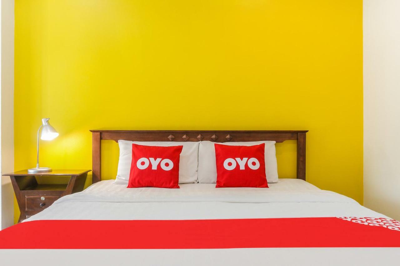 Oyo 233 Sunshine House Hotel Chiang Mai Exterior photo