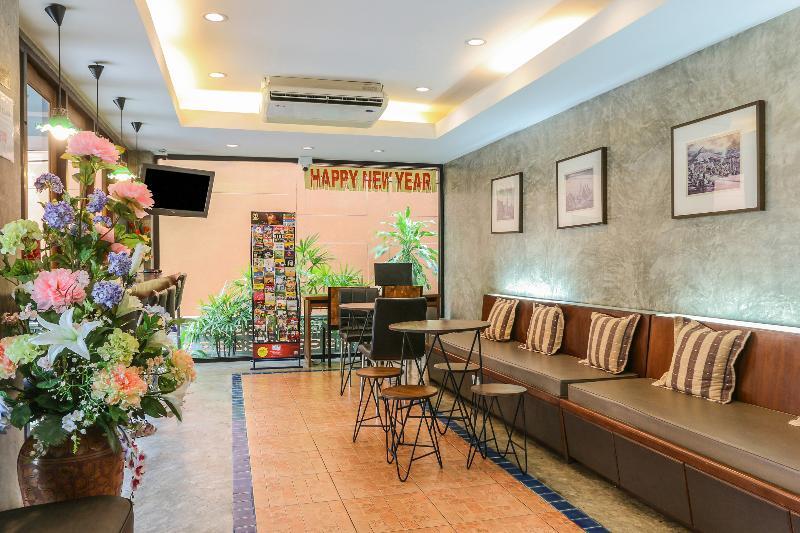 Oyo 233 Sunshine House Hotel Chiang Mai Exterior photo